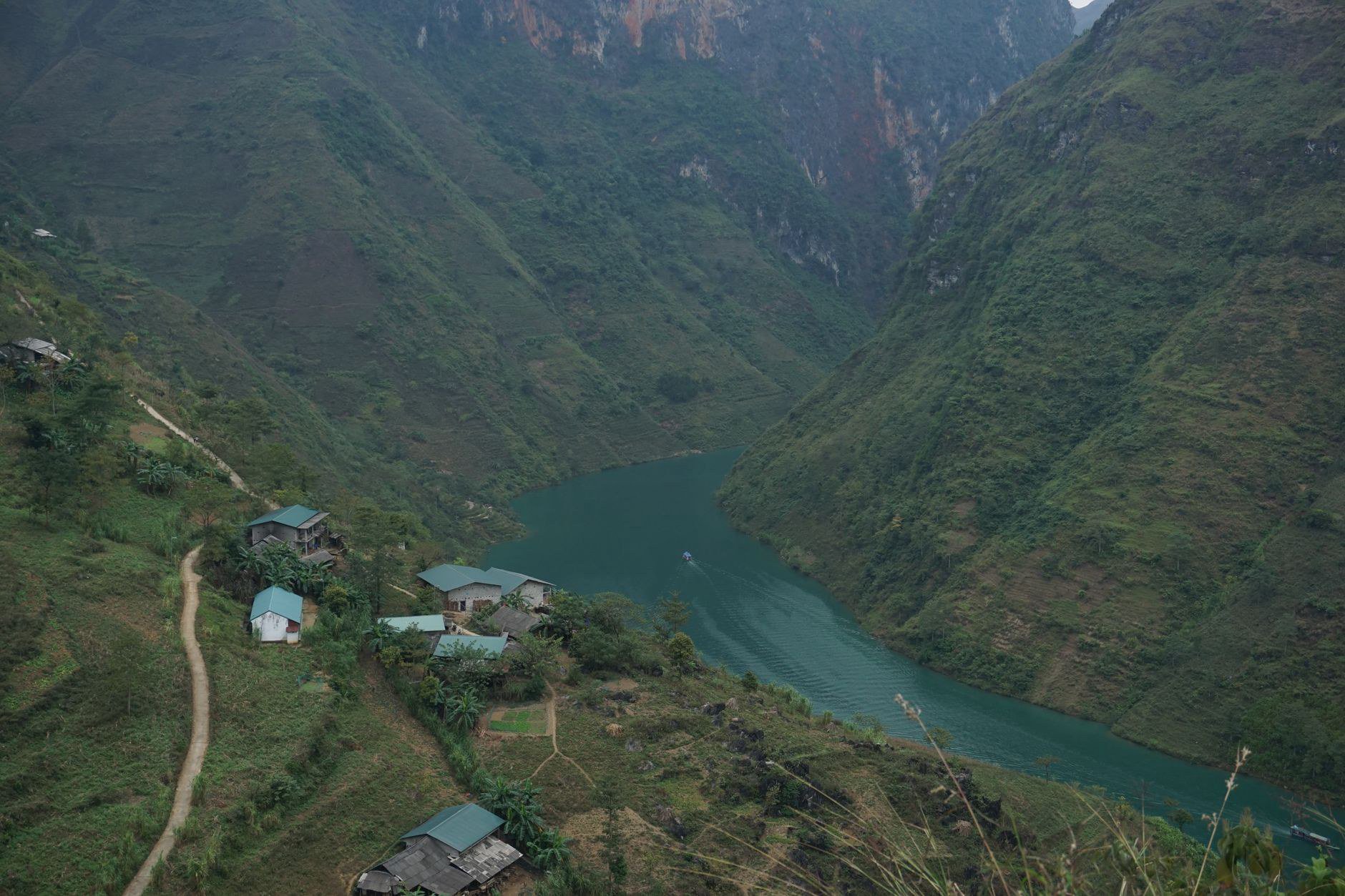 Easy rider ha giang motorcycle tour: Chọn tài xế